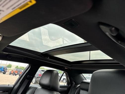 2022 Chrysler 300 S