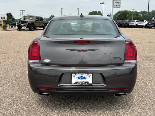 2022 Chrysler 300 S