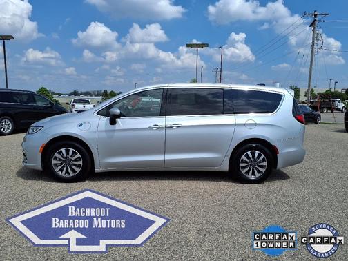 2023 Chrysler Pacifica Hybrid Touring L