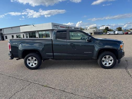 2017 GMC Canyon SLE