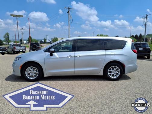 2023 Chrysler Pacifica Touring-L