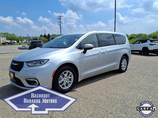 2023 Chrysler Pacifica Touring-L