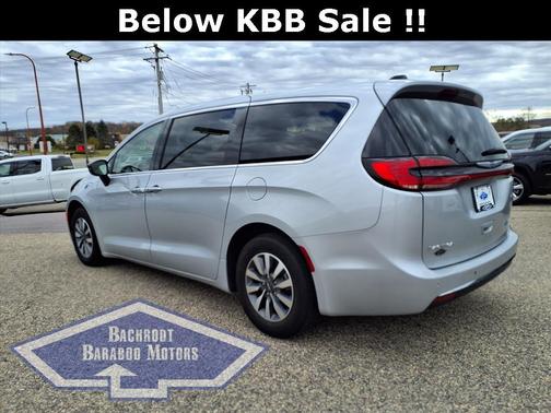 2024 Chrysler Pacifica Hybrid Select