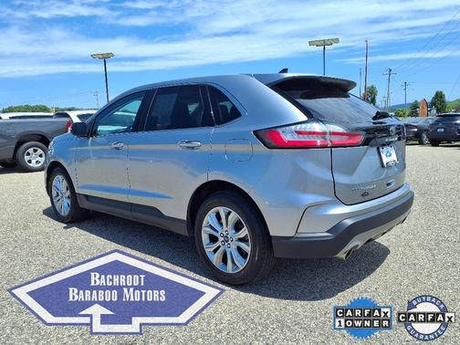 2022 Ford Edge Titanium