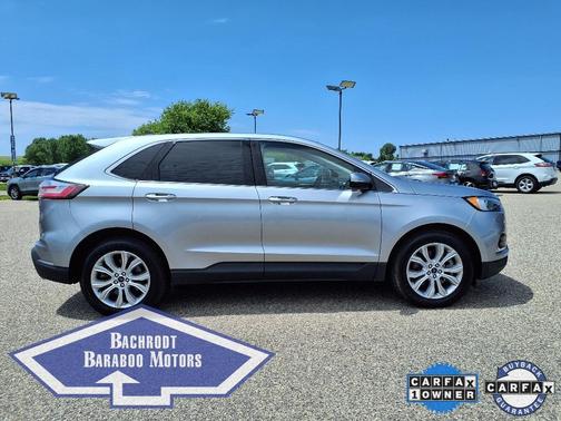 2022 Ford Edge Titanium