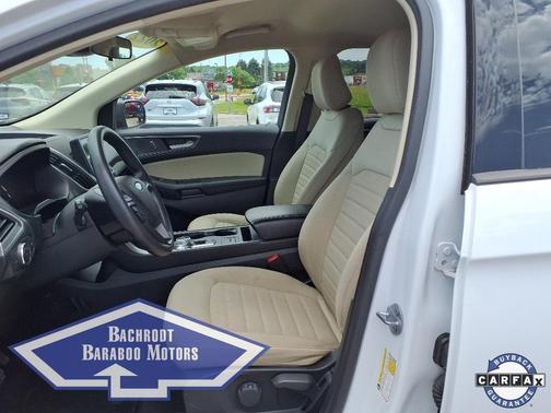 2022 Ford Edge SE