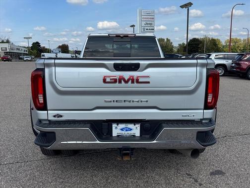 2022 GMC Sierra 3500 SLT