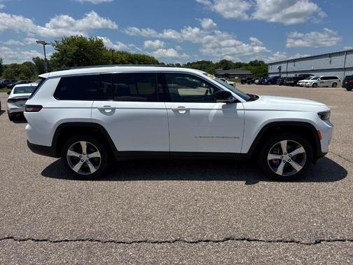 2022 Jeep Grand Cherokee L Limited