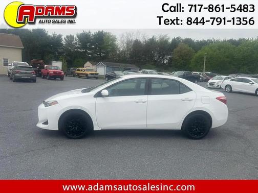 White 2018 Toyota Corolla LE