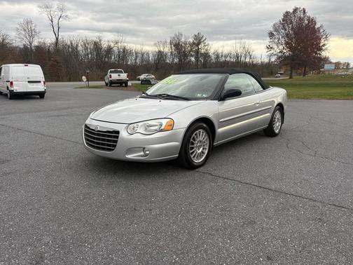 2004 Chrysler Sebring Base