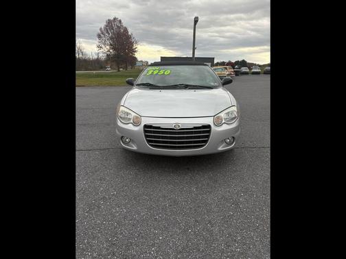 2004 Chrysler Sebring Base