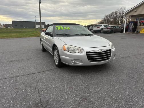 2004 Chrysler Sebring Base