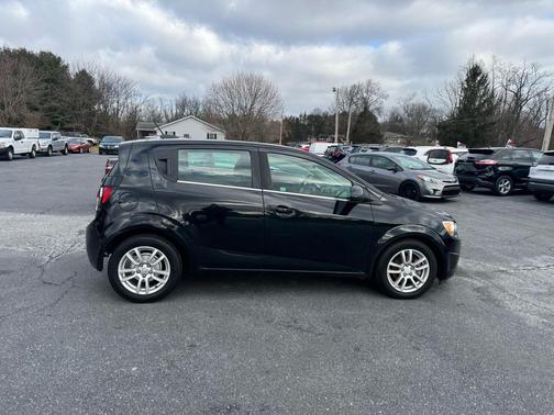 2016 Chevrolet Sonic LT