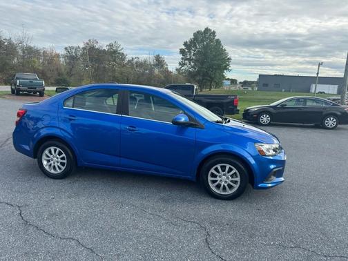 2019 Chevrolet Sonic LT