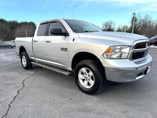 2017 RAM 1500 SLT