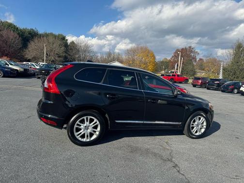2016 Volvo XC60 T5 Premier