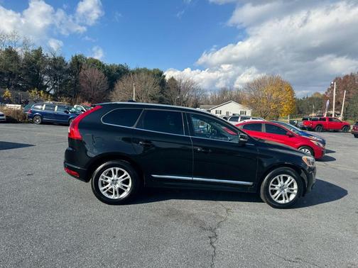 2016 Volvo XC60 T5 Premier