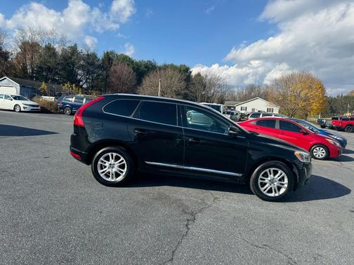 2016 Volvo XC60 T5 Premier