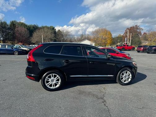 2016 Volvo XC60 T5 Premier