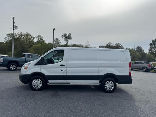 2018 Ford Transit-250 Base