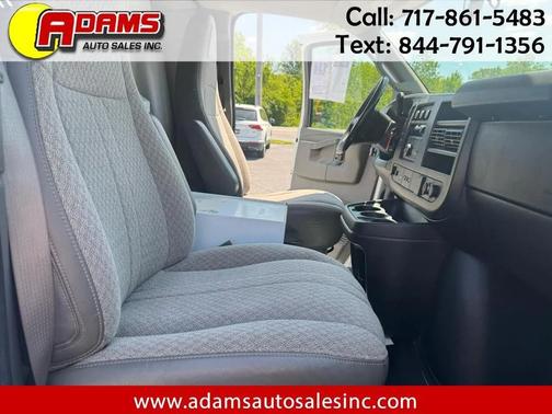 White 2017 GMC Savana 3500 RWD 3500 135''