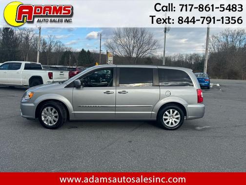 2015 Chrysler Town & Country Touring