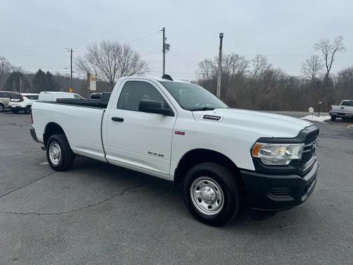 2019 RAM 2500 Tradesman 4x2 Reg Cab 8' Box
