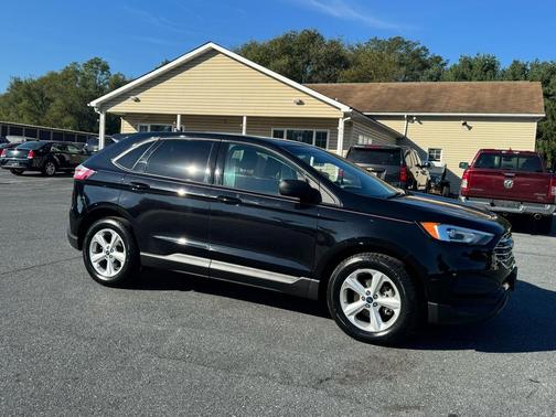 2019 Ford Edge SE