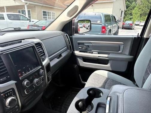 2019 RAM 1500 Classic Warlock 4x4 Quad Cab 6'4'' Box