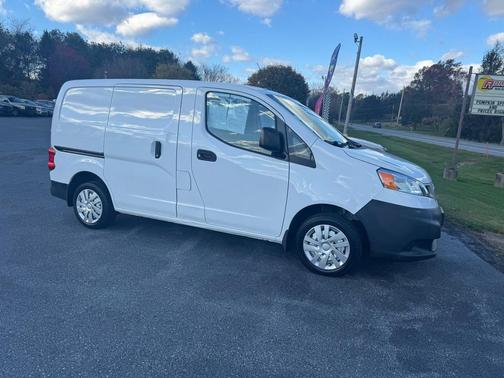 2019 Nissan NV200 S