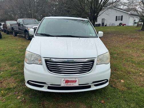2014 Chrysler Town & Country Touring