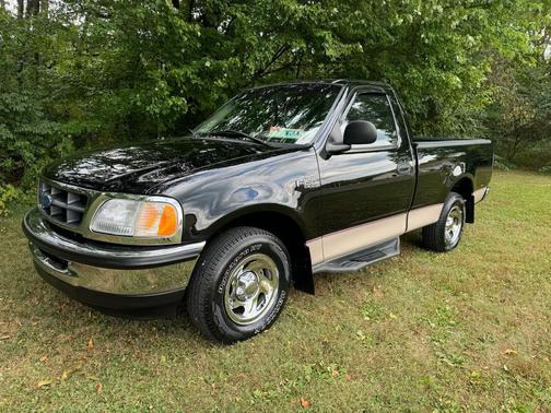1997 Ford F-150 Reg Cab 120''