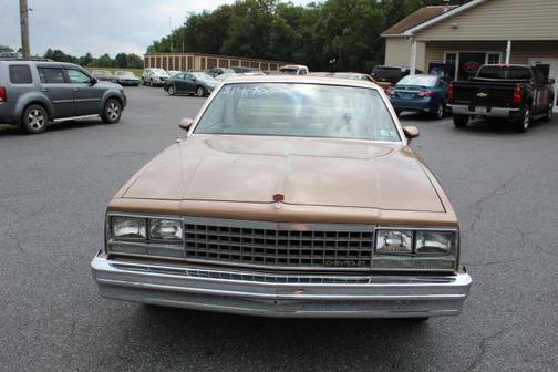 Brown 1982 Chevrolet El Camino Base