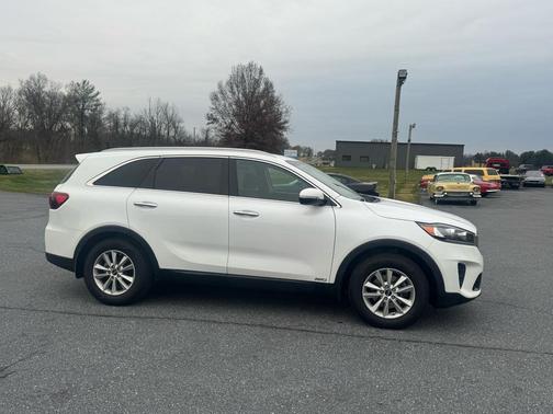 2020 Kia Sorento LX