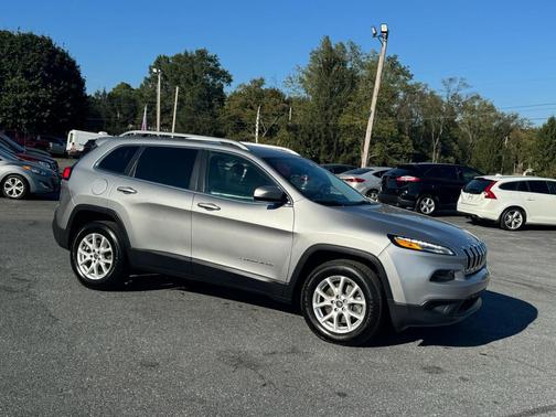 2017 Jeep Cherokee Latitude