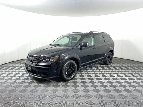 Photo 3 of 33 of 2020 Dodge Journey SE Value