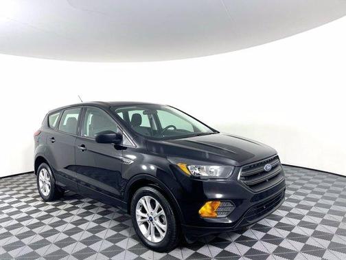 Photo 1 of 25 of 2019 Ford Escape S