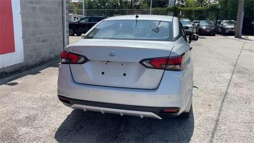 2021 Nissan Versa 1.6 S