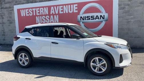 2025 Nissan Kicks S