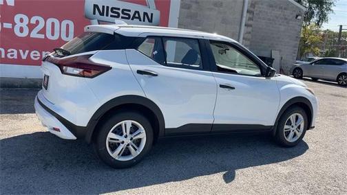 2025 Nissan Kicks S