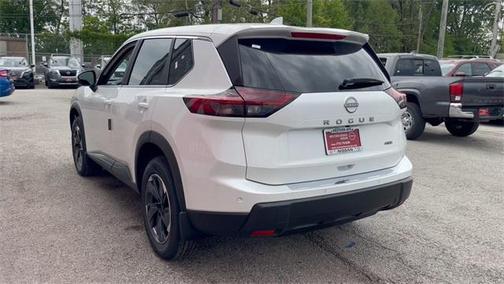 2025 Nissan Rogue SV