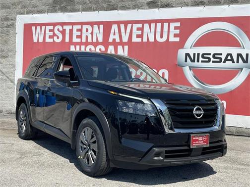 2025 Nissan Pathfinder S 4WD