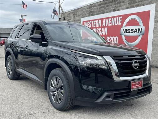 2025 Nissan Pathfinder S 4WD