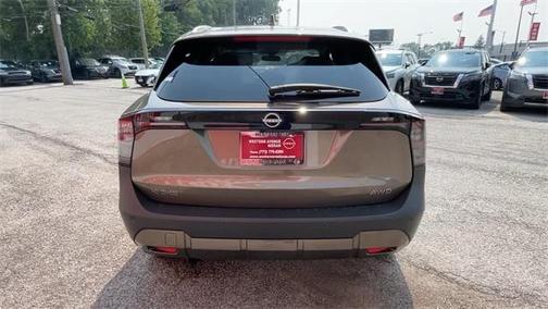 2025 Nissan Kicks SV