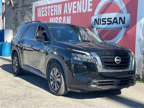 2024 Nissan Pathfinder SV 4WD