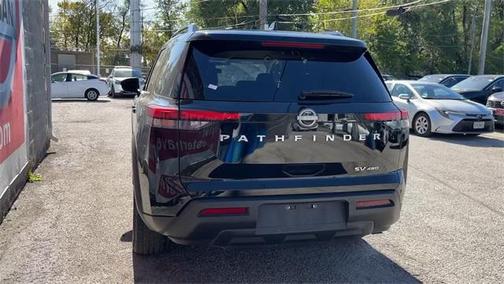 2024 Nissan Pathfinder SV 4WD