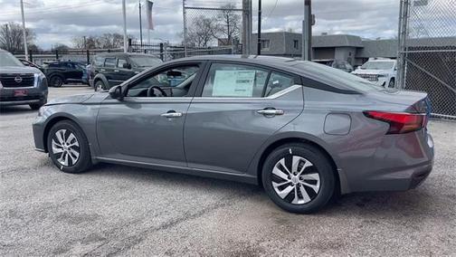 2025 Nissan Altima S FWD