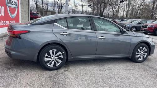 2025 Nissan Altima S FWD