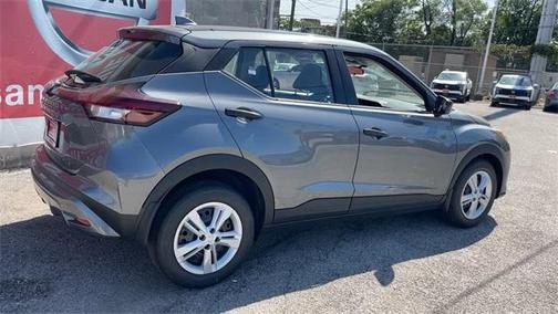 2025 Nissan Kicks S