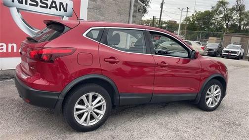 2017 Nissan Rogue Sport S